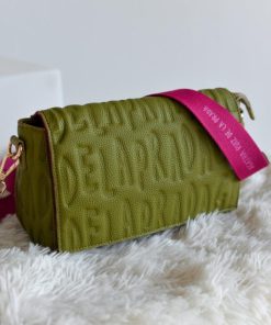 Rivertonrobes.shopa06fbbb830 1